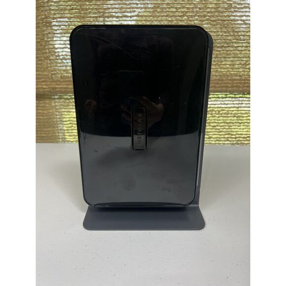 Netgear N750 Wireless Dual Band Gigabit Router | WNDR4000-100NAS - Picture 6 of 9